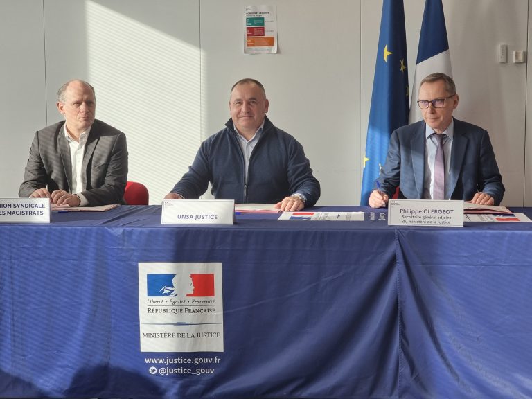 signature de l’accord de méthode s’agissant de la protection sociale complémentaire en matière de santé et de prévoyance.